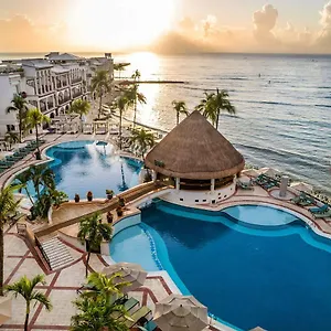 Курортный комплекс Wyndham Alltra Adults Only, Плая-дель-Кармен